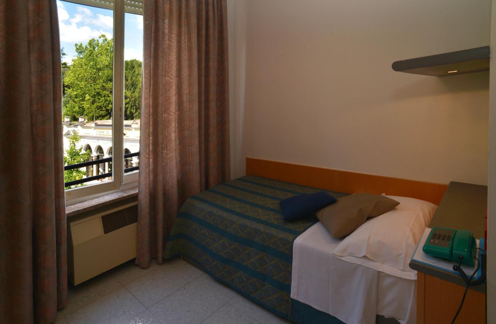 Hotel Salus Sant'Andrea Bagni Dış mekan fotoğraf